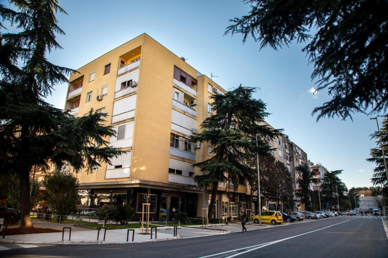 Apartment Z Podgorica Bagian luar foto